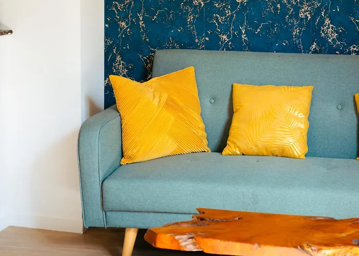 Authentique 3 Nid Urbain Au Charme Envoutant En Plein Coeur De *